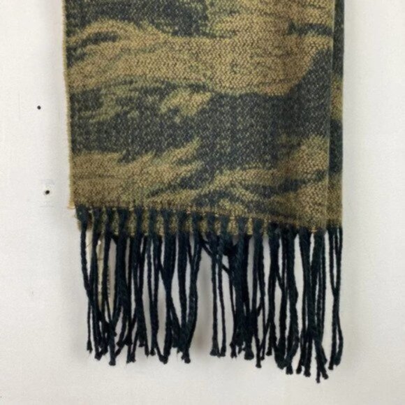 NWT Madewell Camouflage Camo Scarf Fringed Green Tan Black - Picture 5 of 8